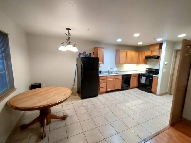 Foto del edificio - 819 H St