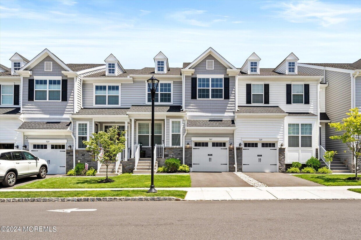 Foto principal - 3327 Poplar Pl