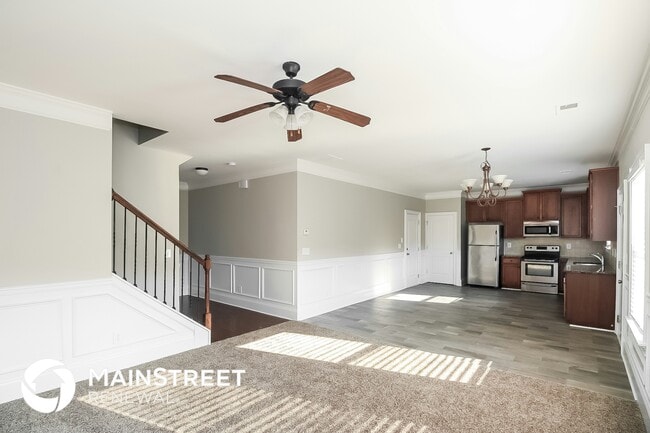 Foto del edificio - 6373 Flat Rock Ln