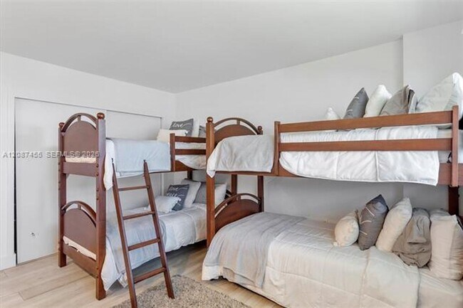 Foto del edificio - 177 Ocean Ln Dr
