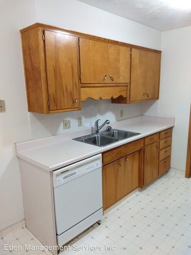 Building Photo - 2838 D St