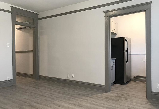 Building Photo - 1 bedroom in Denver CO 80209