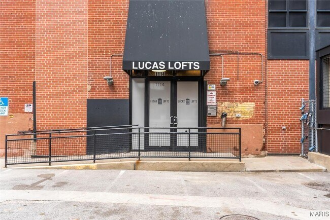 Foto del edificio - 1123 Washington Ave