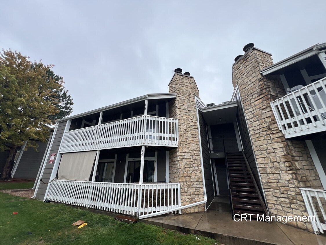 Foto principal - Beautifully Renovated 3-bedroom 2 Bathroom...
