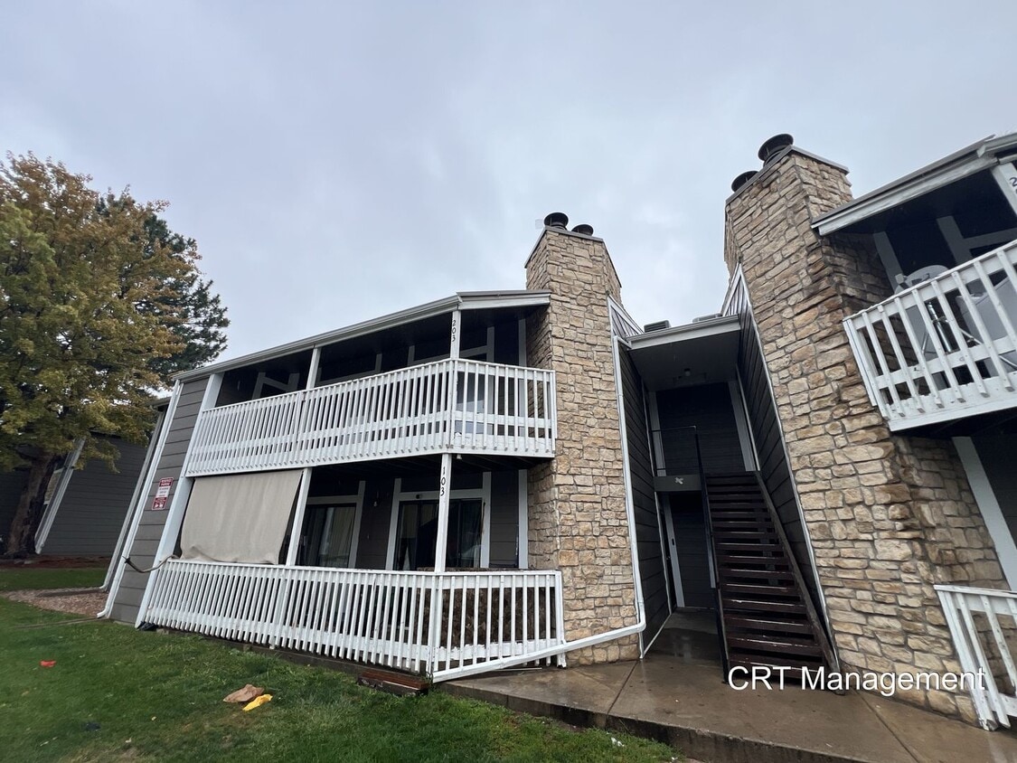 Primary Photo - Beautifully Renovated 3-bedroom 2 Bathroom...