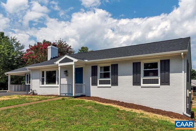 Building Photo - 1325 Kenwood Ln