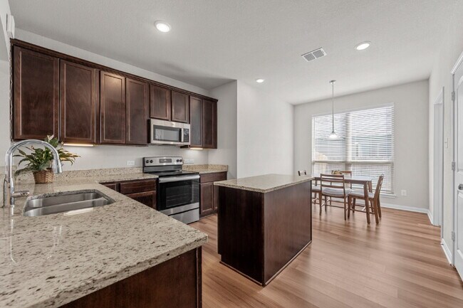 Foto del edificio - Beautifully Maintained 4-Bedroom Home in Waco with Thoughtful Layout