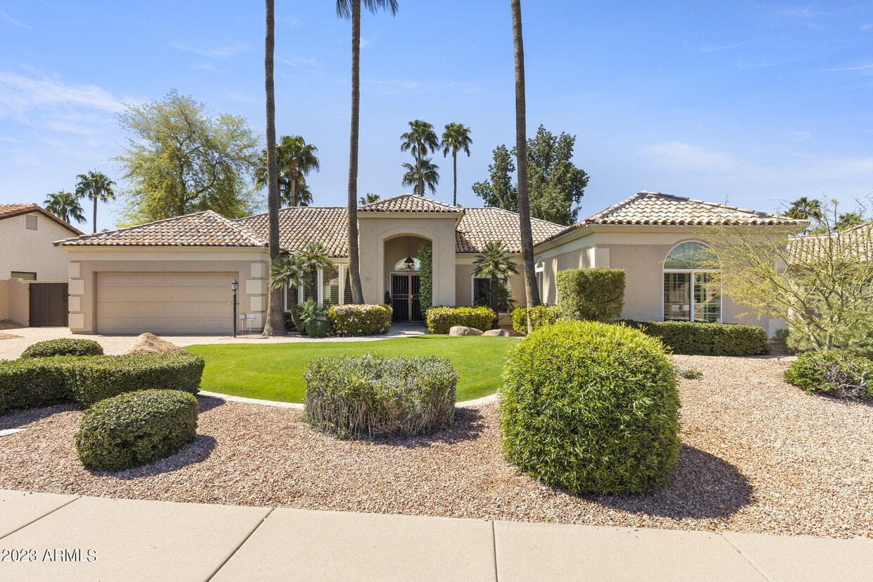 Primary Photo - 10165 E Bella Vista Dr
