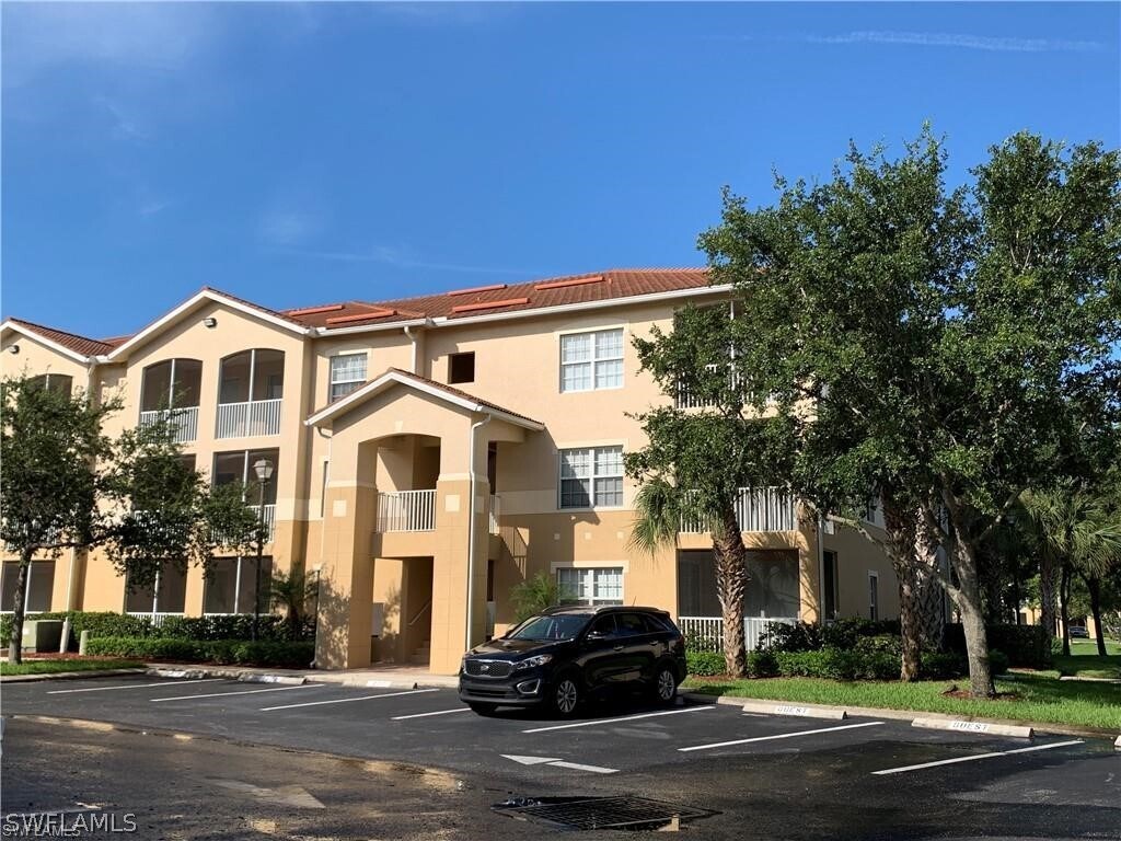 9025 Colby Dr Fort Myers, FL 33919 Alquileres en Fort Myers, FL