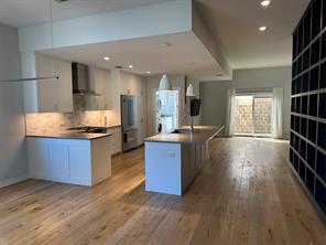 Foto principal - 3808 Tilley St