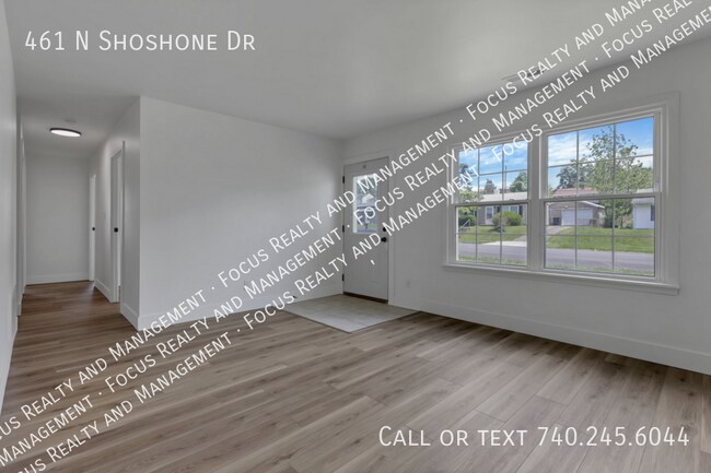 Foto del edificio - 461 N Shoshone Dr