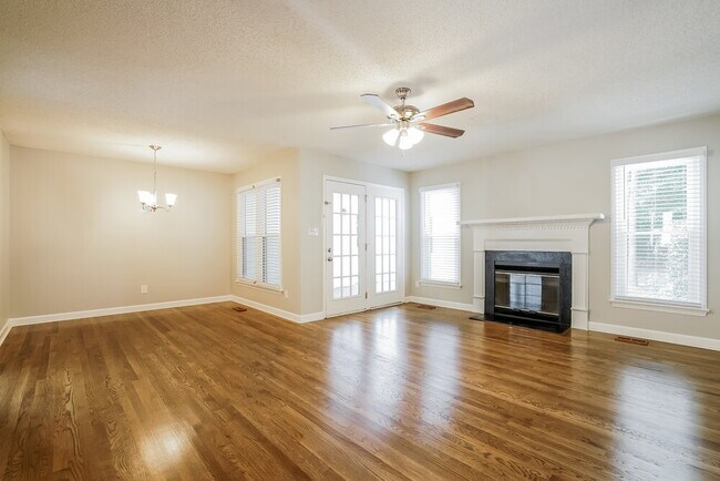 Building Photo - 2516 Birchford Ct