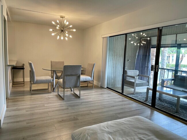 Building Photo - 22055 Cocoa Palm Way