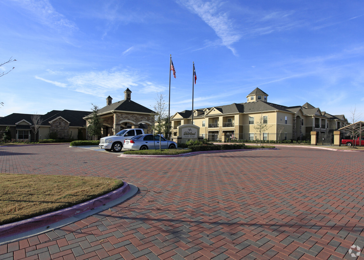 Primary Photo - Pearland Senior Village