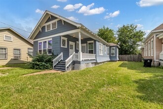 Building Photo - 4303 McKinney St