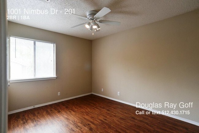 Building Photo - 1001 Nimbus Dr