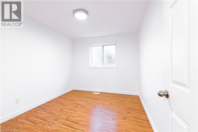 Building Photo - 119 Summers Dr