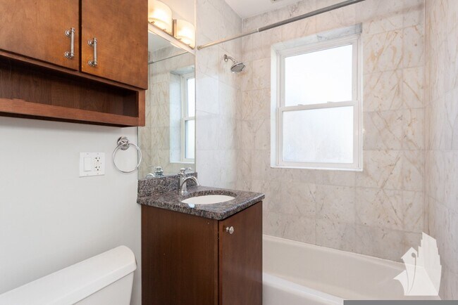 Foto del edificio - 1639 W Grace St