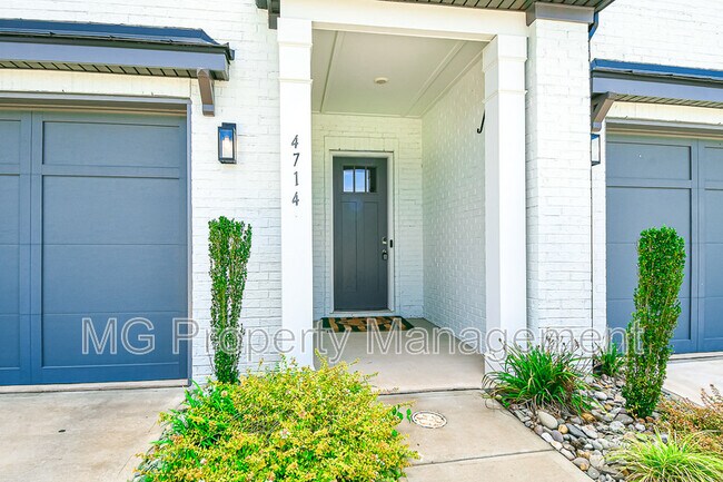 Foto del edificio - 4714 Blanchard Wy