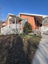 Building Photo - 760-762 N 100 W St