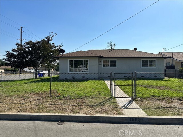 Primary Photo - 16097 Ivy Ave