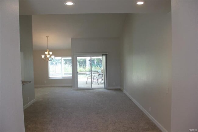 Building Photo - 2030 Bogie Dr