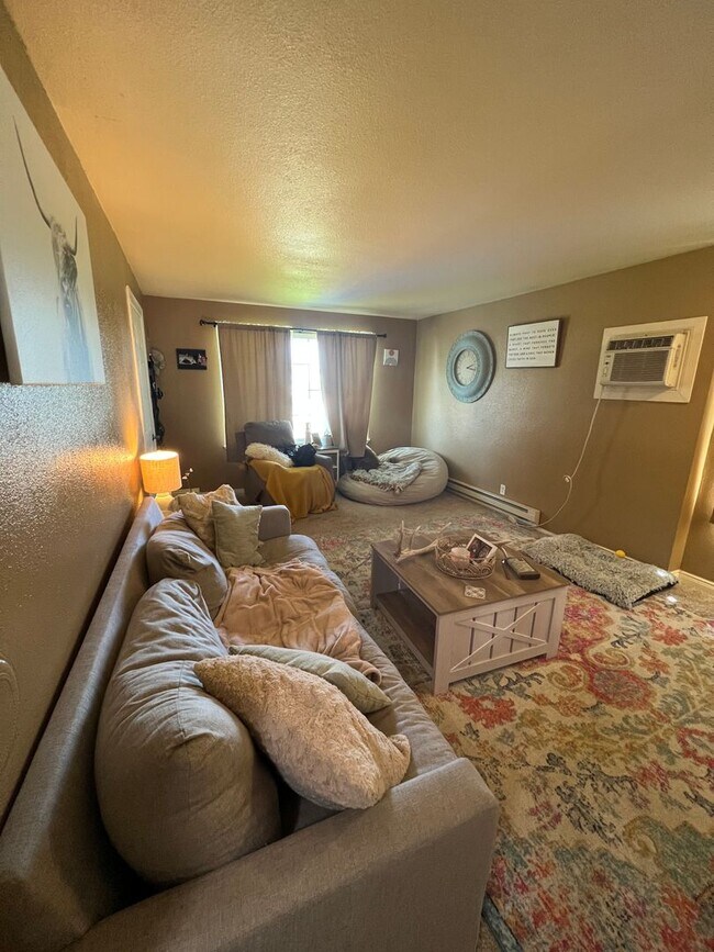 Building Photo - Cute 3 bed 1 3/4 bath home for Rent in Ephrata