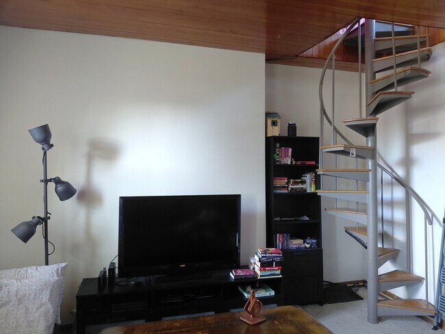 Foto del edificio - 102 Ellery St