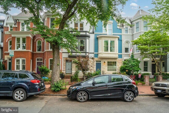 Foto del edificio - 221 9th St NE