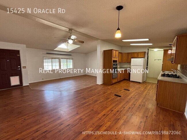 Foto del edificio - 15425 N Oracle Rd
