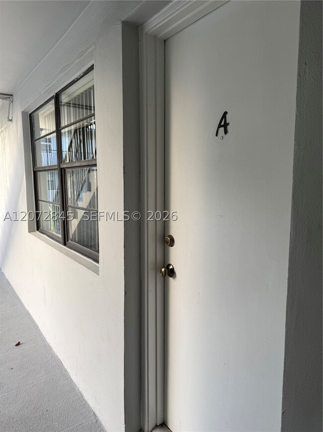 Foto del edificio - 4450 SW 67th Ave
