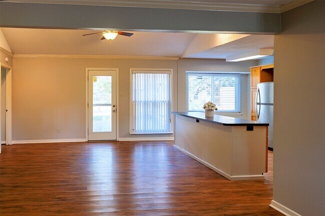 Foto del edificio - 408 Travis St