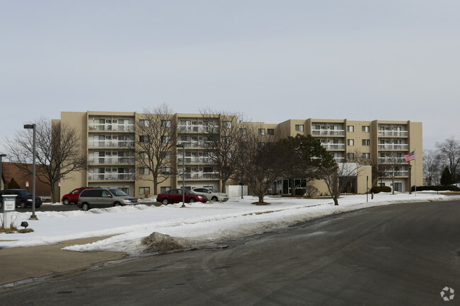 Building Photo - Tamarisk