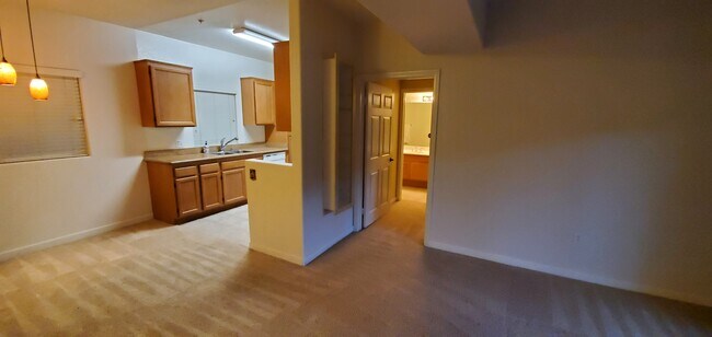 Foto del edificio - 7659 Mission Gorge Rd