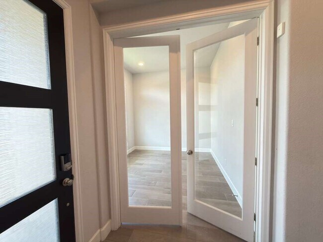 Building Photo - 7510 Spiceberry Ldg Ct