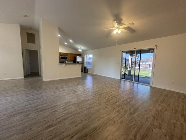 Foto del edificio - 519 SW Laconic Ave