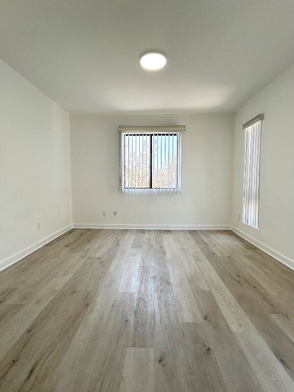 Foto del edificio - 465 Oak St