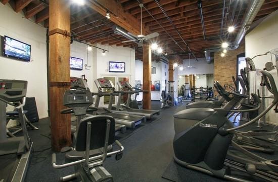 Foto del edificio - 226 N Clinton St