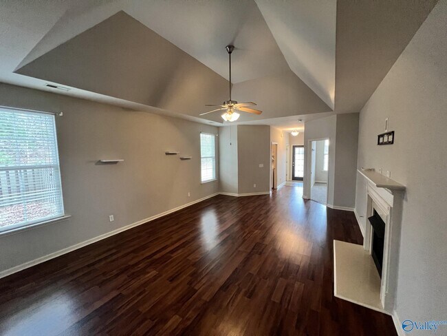 Building Photo - 1 Atherton Cir SW