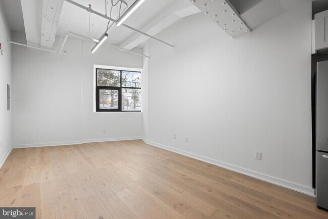 Foto del edificio - 36 N Narberth Ave