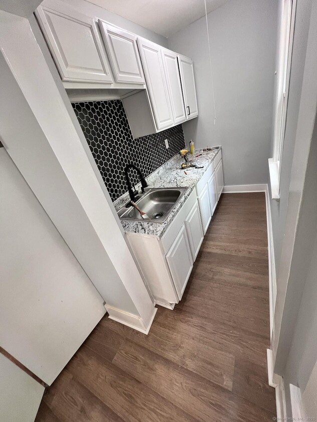 Photo - 375 Shelton Ave (New Haven, CT)