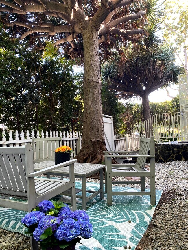 Foto del edificio - 7602 Lexington Ave