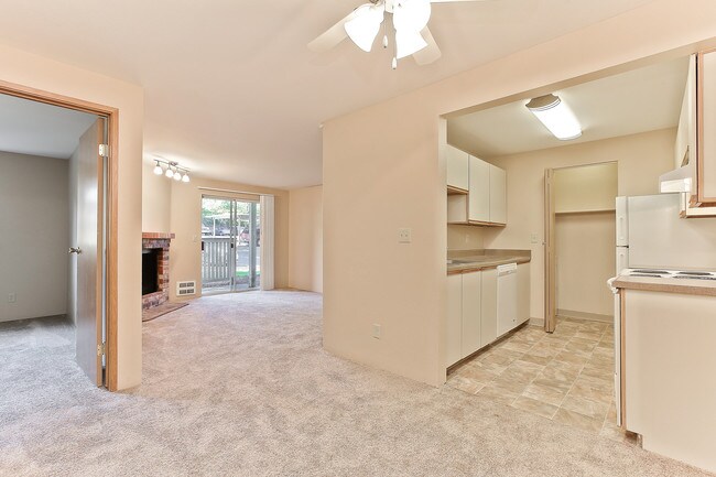 Alderbrooke Apartments Lynnwood Wa Apartments Com