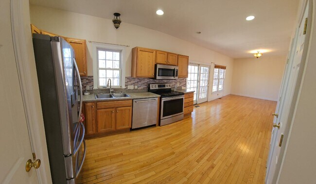 Foto del edificio - 15 Knowlton Cir