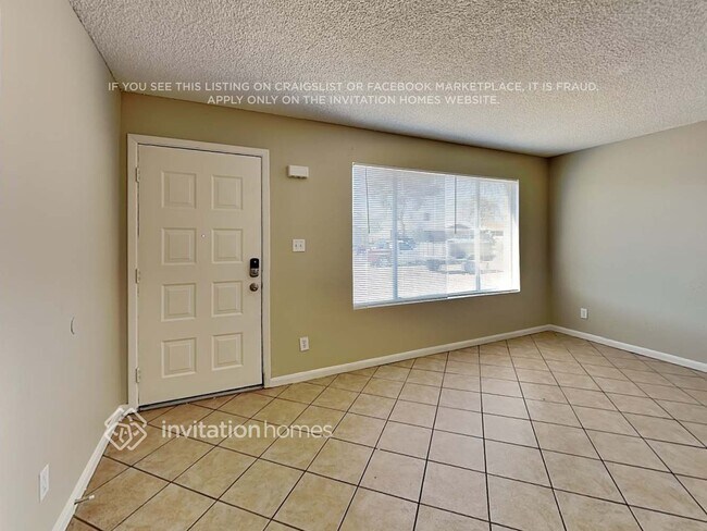 Foto del edificio - 9018 W Sells Dr