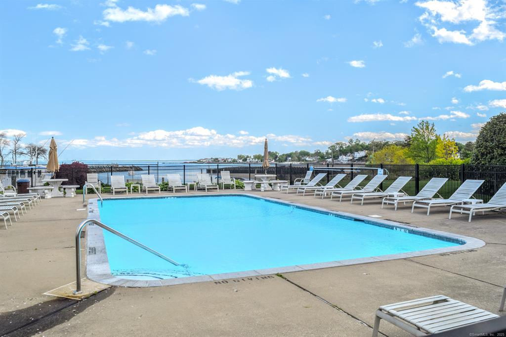 Foto principal - 61 Seaview Ave