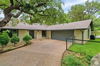 Building Photo - 3801 Laurel Ledge Ln