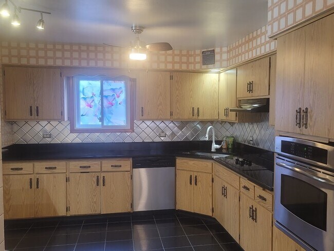 Foto del edificio - 507 E 89th St