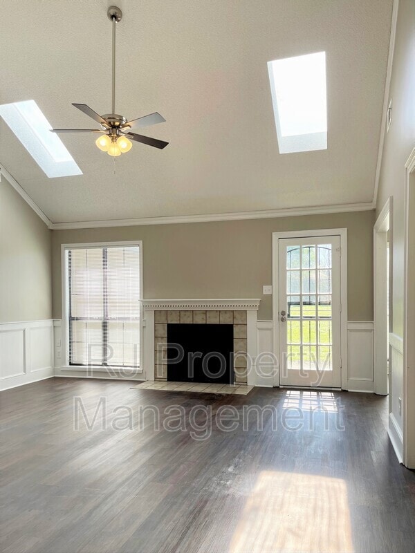 Foto del edificio - 4308 Ash Creek Cove