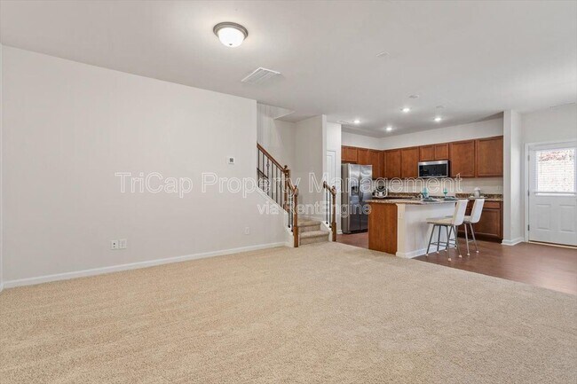 Foto del edificio - 313 White Oak Ridge Dr